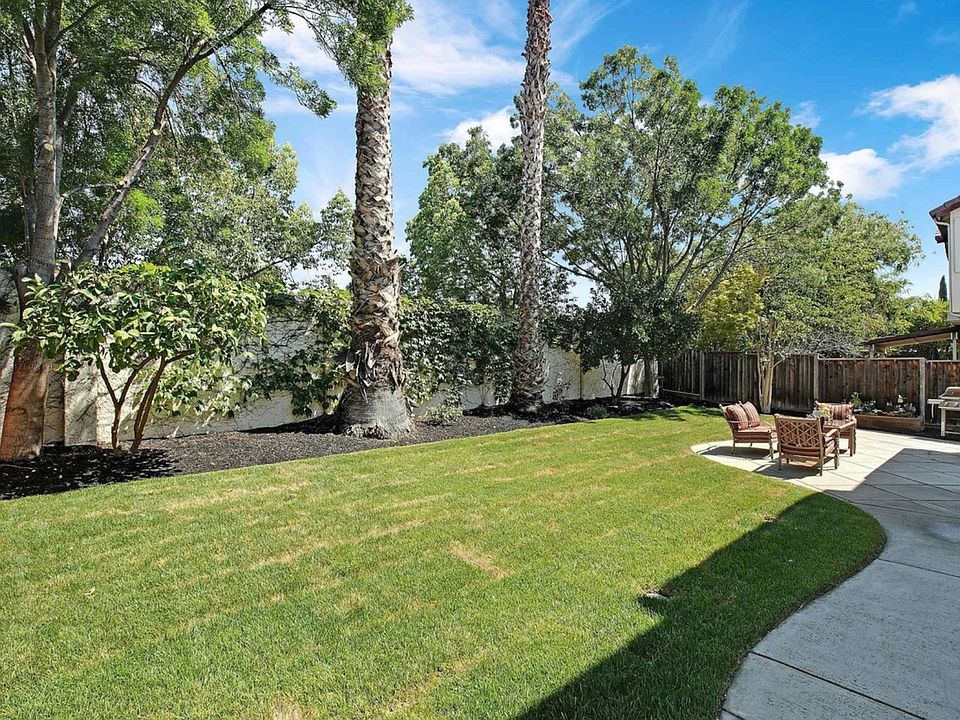 2nd image of 4905 Winterbrook Ave #1