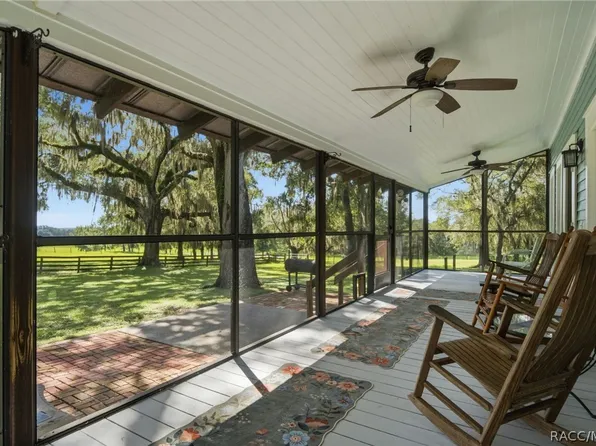 9759 S Pleasant Grove Rd, Inverness, FL 34452