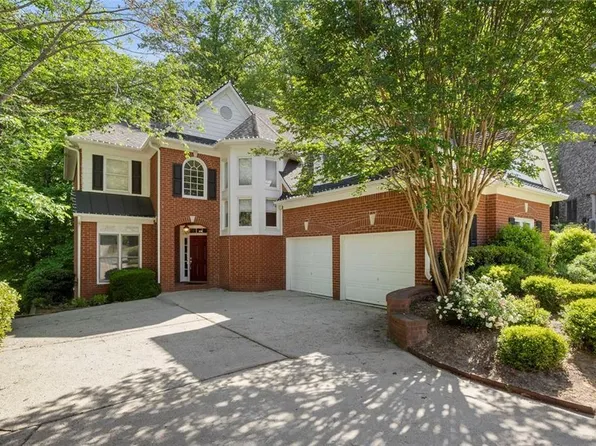 5052 Vinings Estates Ct SE, Mableton, GA 30126