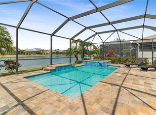 14631 Topsail Dr, Naples, FL 34114