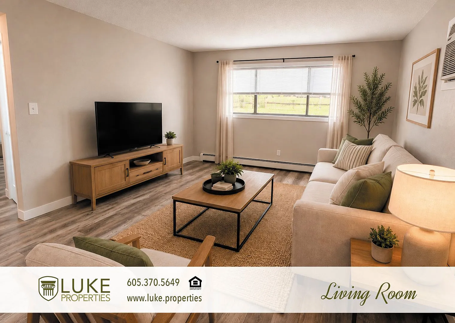 Updated apartment near downtown and Interstate — Photo 4