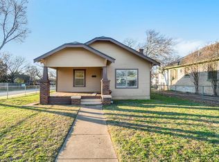 1301 W Gambrell St, Fort Worth, TX 76115