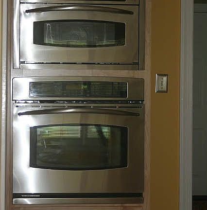 GE Advantium and GE Wall Oven