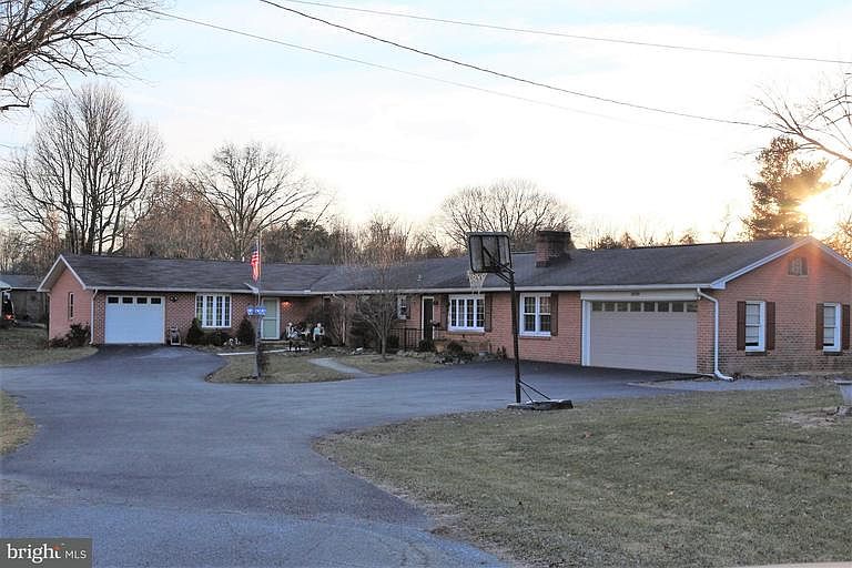 1st image of 20301 Barbara Dr