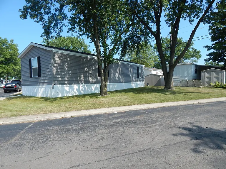 Smith Mobile Home Park — Photo 7