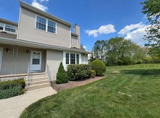 205 Driscoll Ct, Somerset, NJ 08873