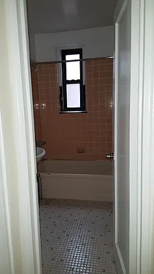 Rented by Smart NY Realty LLC | media 1