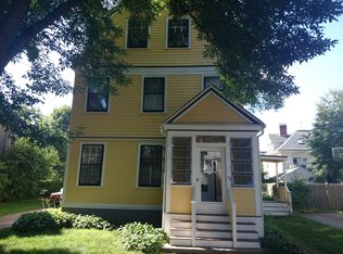 32 Thorndike St, Brookline, MA 02446