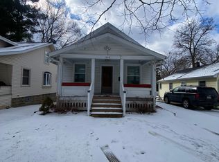 1212 Climax St, Lansing, MI 48912