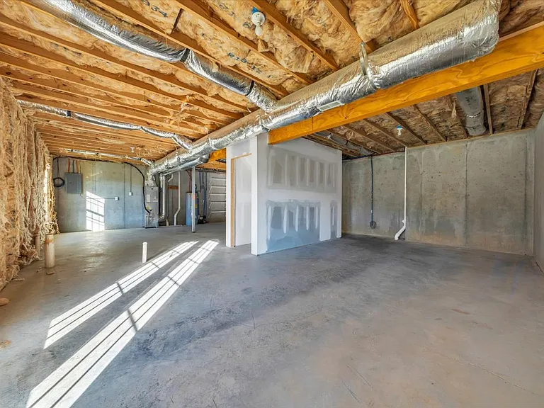 175 Bishops Gate Rd NW — Photo 20