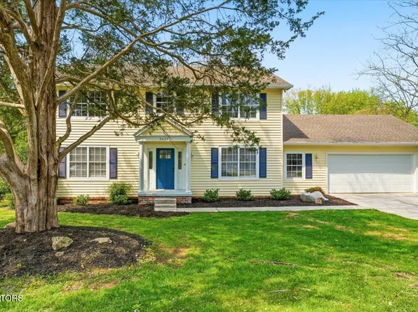 9429 Kimborough Dr, Knoxville, TN 37922