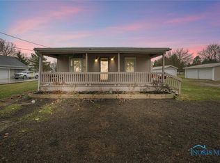 5427 Keller Rd, Walbridge, OH 43465