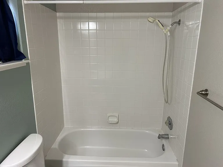 1911 Alpine Ct — Photo 21