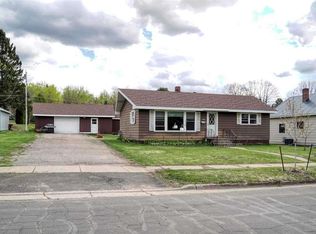 1208 2nd St W, Eveleth, MN 55734