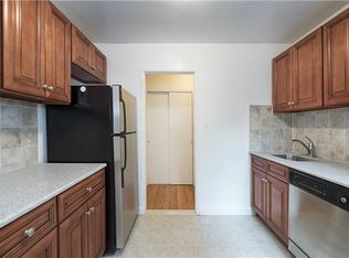 6707 Yellowstone Blvd #4F, Forest Hills, NY 11375