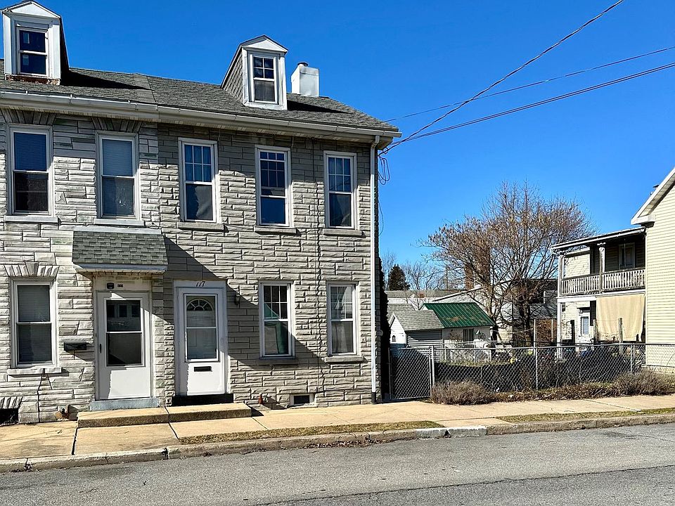 1st image of 117 W Poplar St