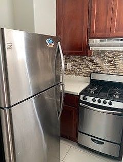 5th image of 346 N California St APT 4