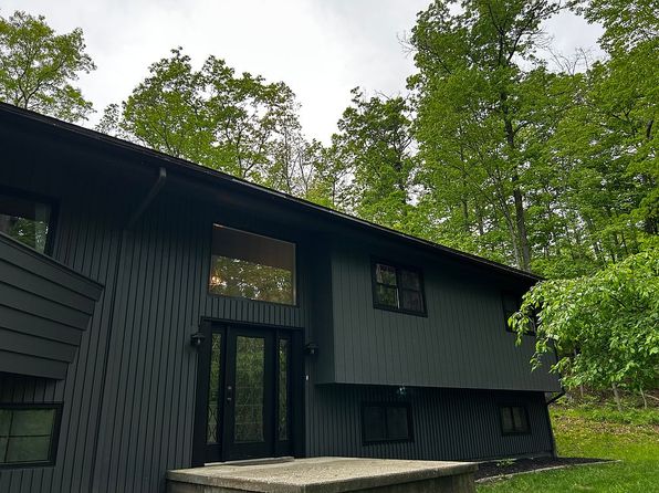 35 Overbrook Rd