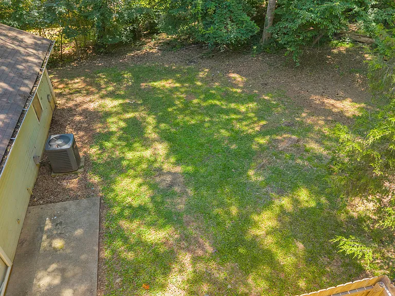 153 Creekwood Dr — Photo 16