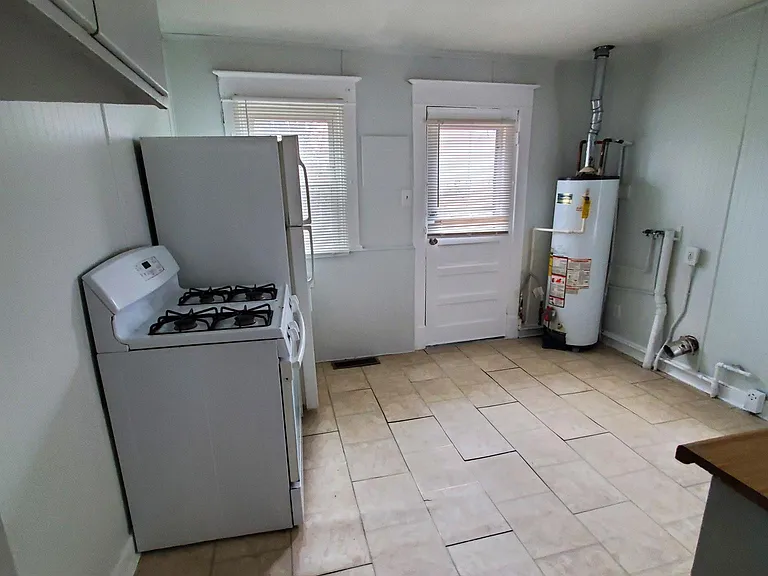716 Brook Park Dr — Photo 7