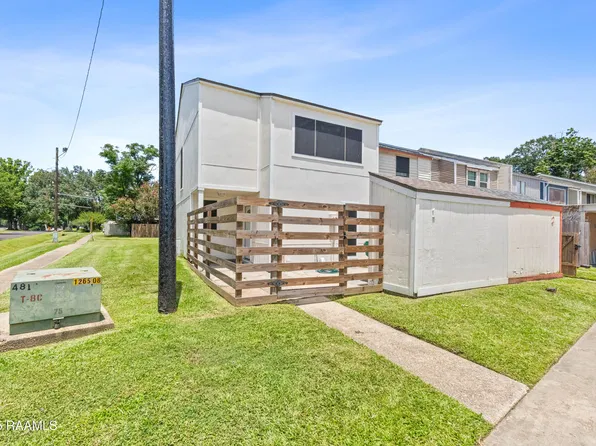 1 Larkspur Ln, Lafayette, LA 70507