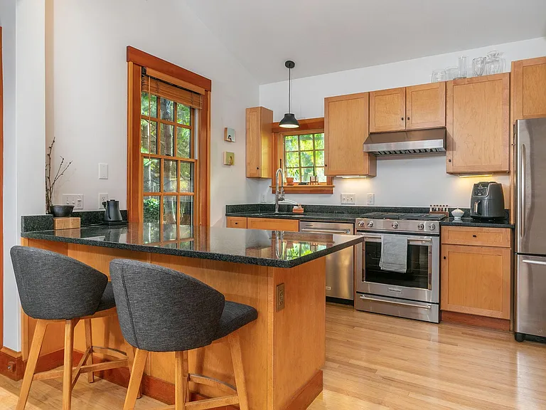 190 Tremont St #2 — Photo 3