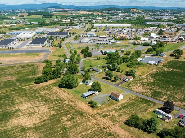 4280 Scholars Rd, Mount Crawford, VA 22841