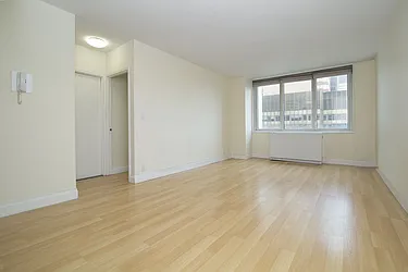 Rented by Avi Nash Associates