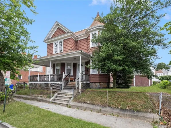 313 Vermont Ave, Providence, RI 02905