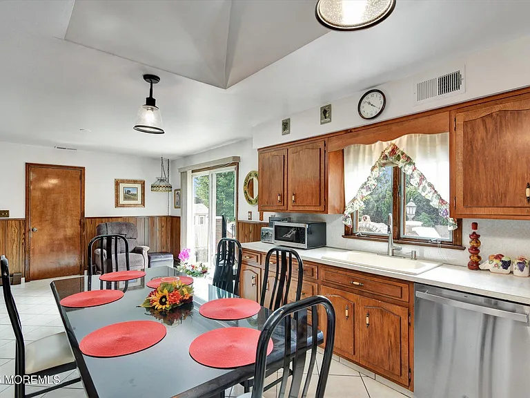 418 Atlantic Ave — Photo 29