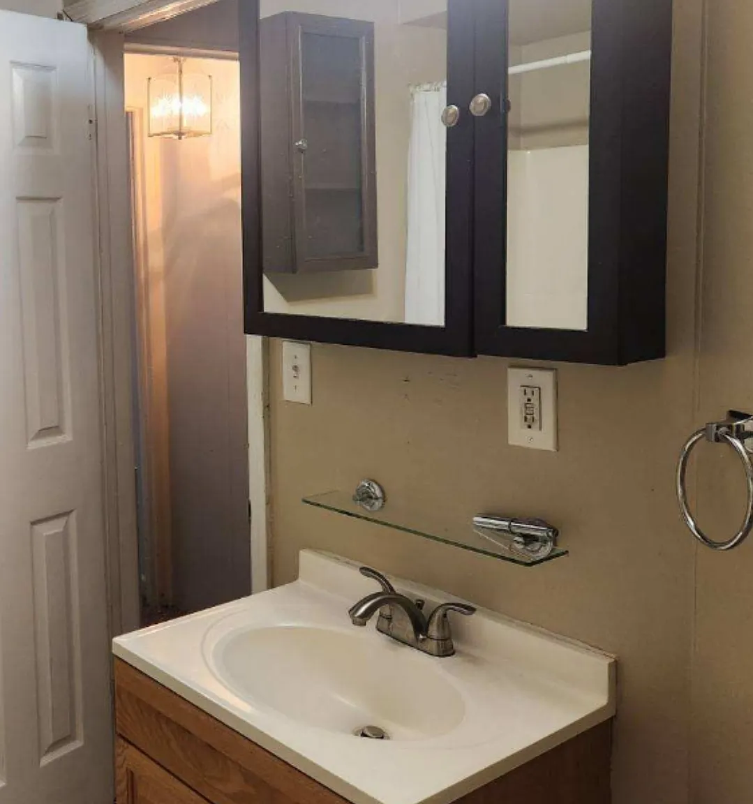 3 bed, 1152 sqft, $1,600 — Photo 3