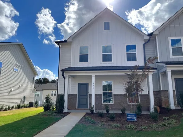 176 Abbots Mill Dr, Raleigh, NC 27603