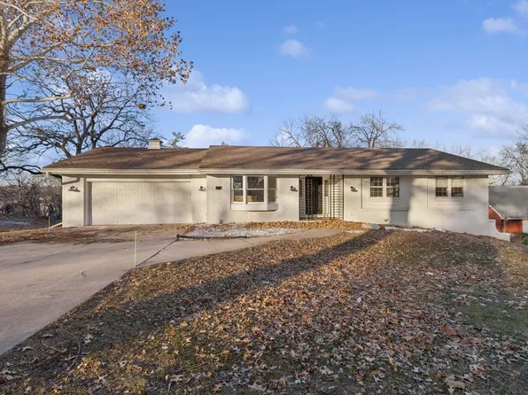 1819 Buffalo Rd, West Des Moines, IA 50265