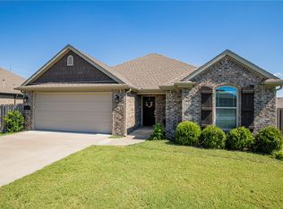 840 Fontana St, Centerton, AR 72719