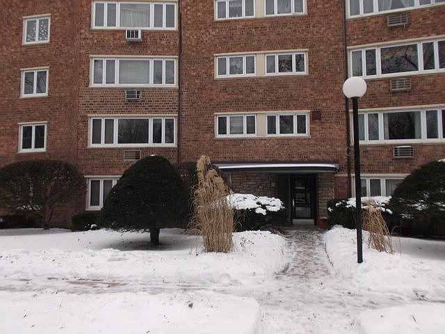 1st image of 1950 W Hood Ave APT 2c
