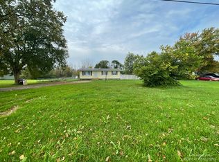 6272 N Adrian Hwy, Tecumseh, MI