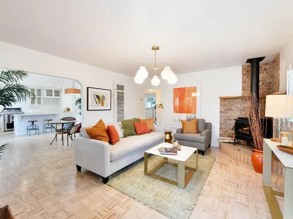 286 Hutchins Avenue, Sebastopol, CA 95472