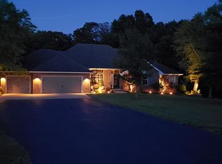 964 Woodland Path, Nixa, MO 65714