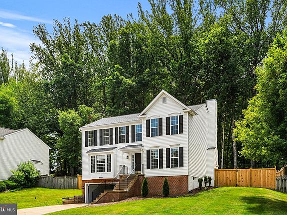 2nd image of 4925 Frishman Ct