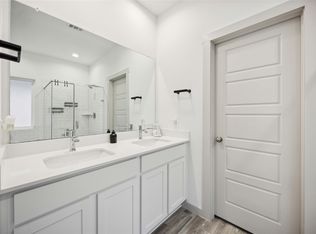 303 Williams Ln #303, Rosharon, TX 77583