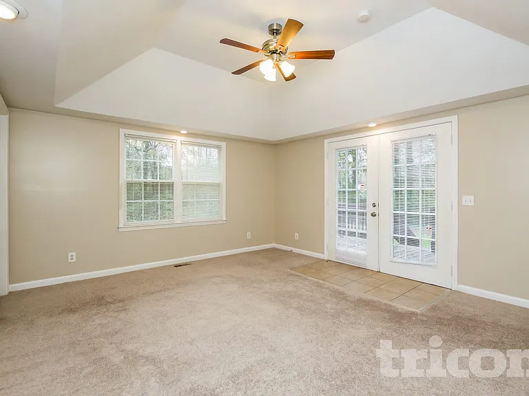 55 Henson Cir — Photo 7