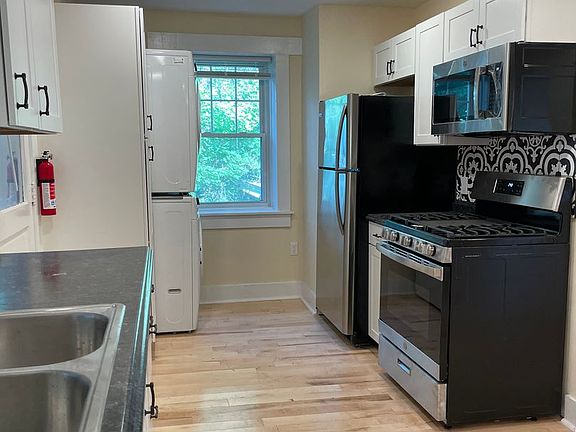 3rd image of 207 S Union St #2