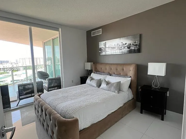 150 Sunny Isles Blvd #11202 — Photo 16