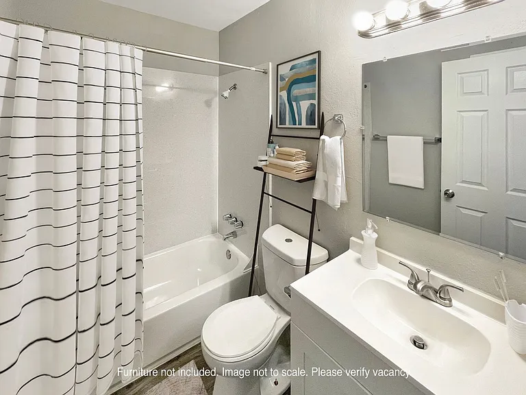5324 Holiday Dr. — Photo 12