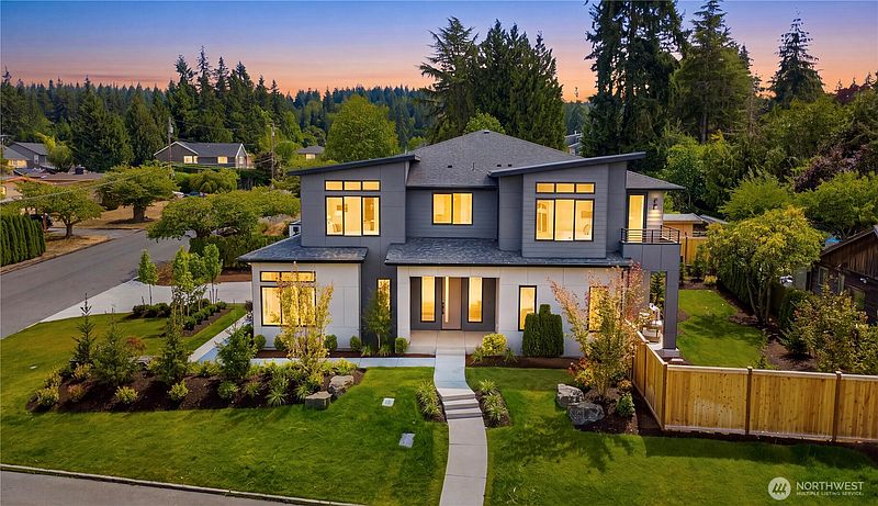 3rd image of 3803 SE 155th Avenue