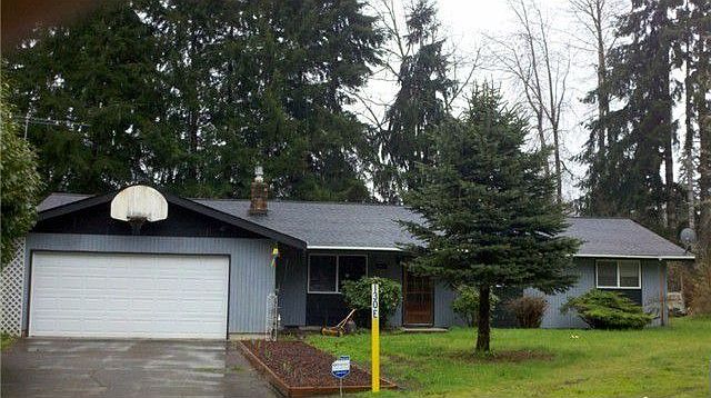 1st image of 130 E Maple Dr