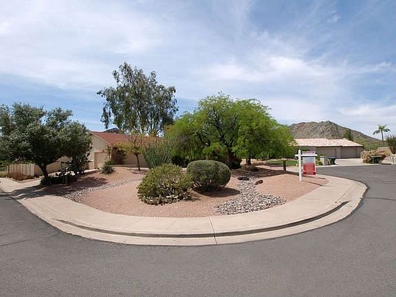 2nd image of 2237 E Mercer Ln