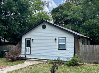 240 N 7th St, Defuniak Springs, FL 32433