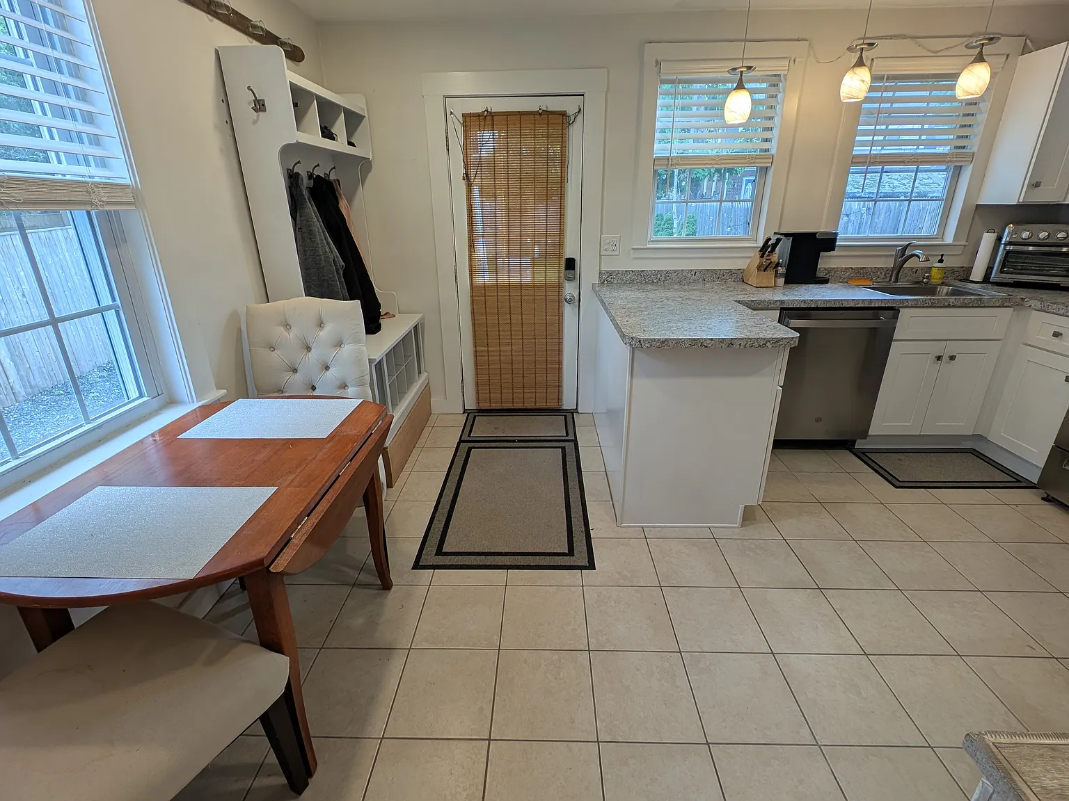 2 bed, 684 sqft, $2,400 — Photo 4