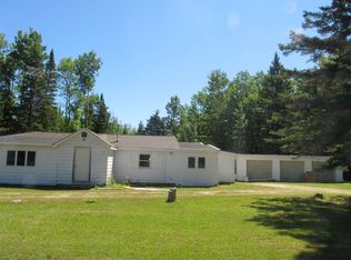 11400 Wheeling Rd, Carp Lake, MI 49718